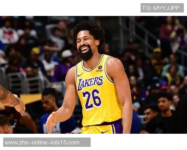 康涅狄格太阳与达拉斯飞马激战正酣谁将赢得这场精彩对决